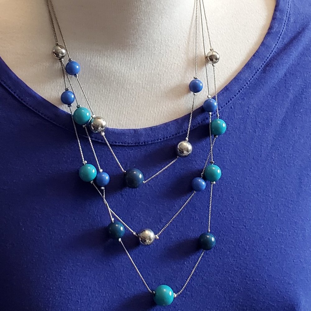 18" Silver Tone Beaded Long Layered Necklace Style